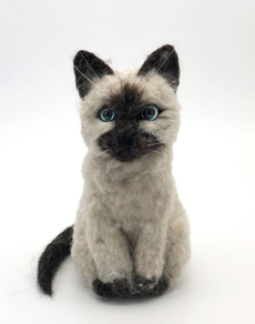 gatos siames hecho en lana cardada needle felting